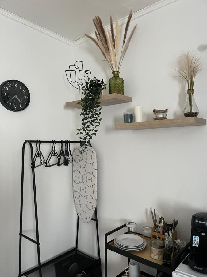 איסטרס Studio Chez Joss מראה חיצוני תמונה