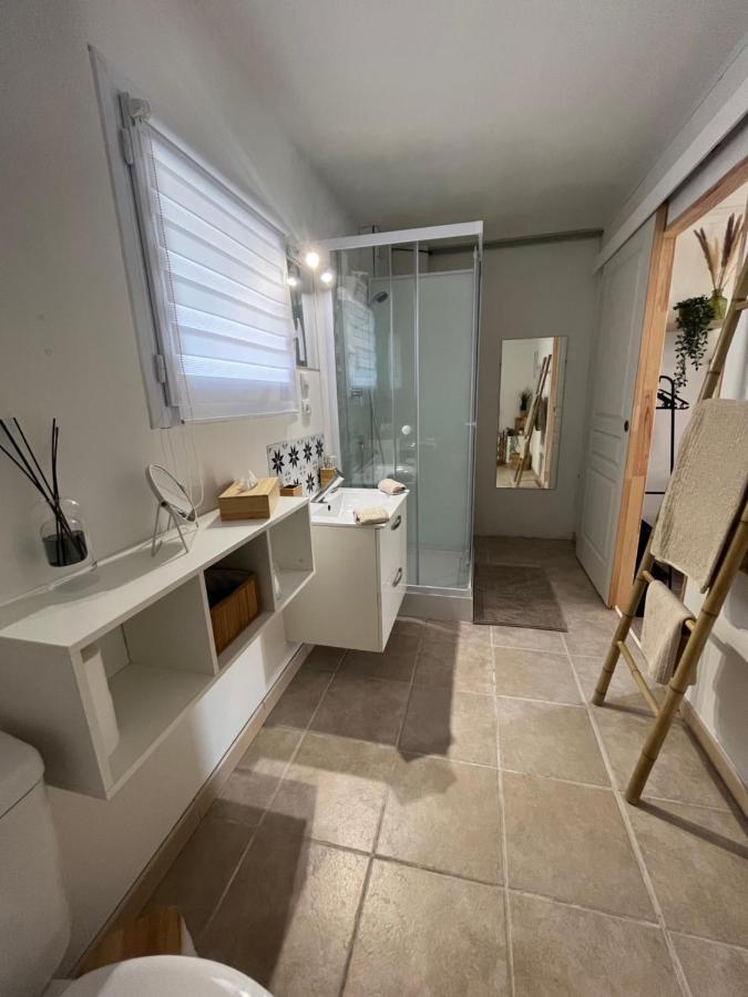 איסטרס Studio Chez Joss מראה חיצוני תמונה
